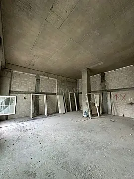 Satılır obyekt 100 m²