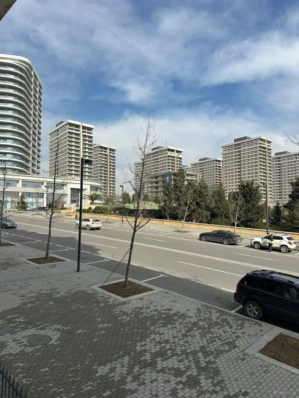 Satılır obyekt 100 m²