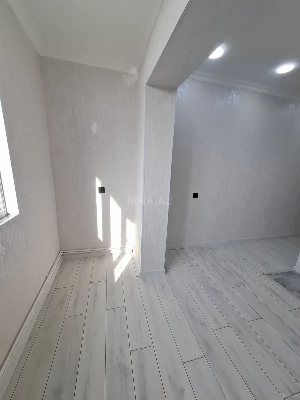 Satılır 2 otaqlı mənzil 65 m²