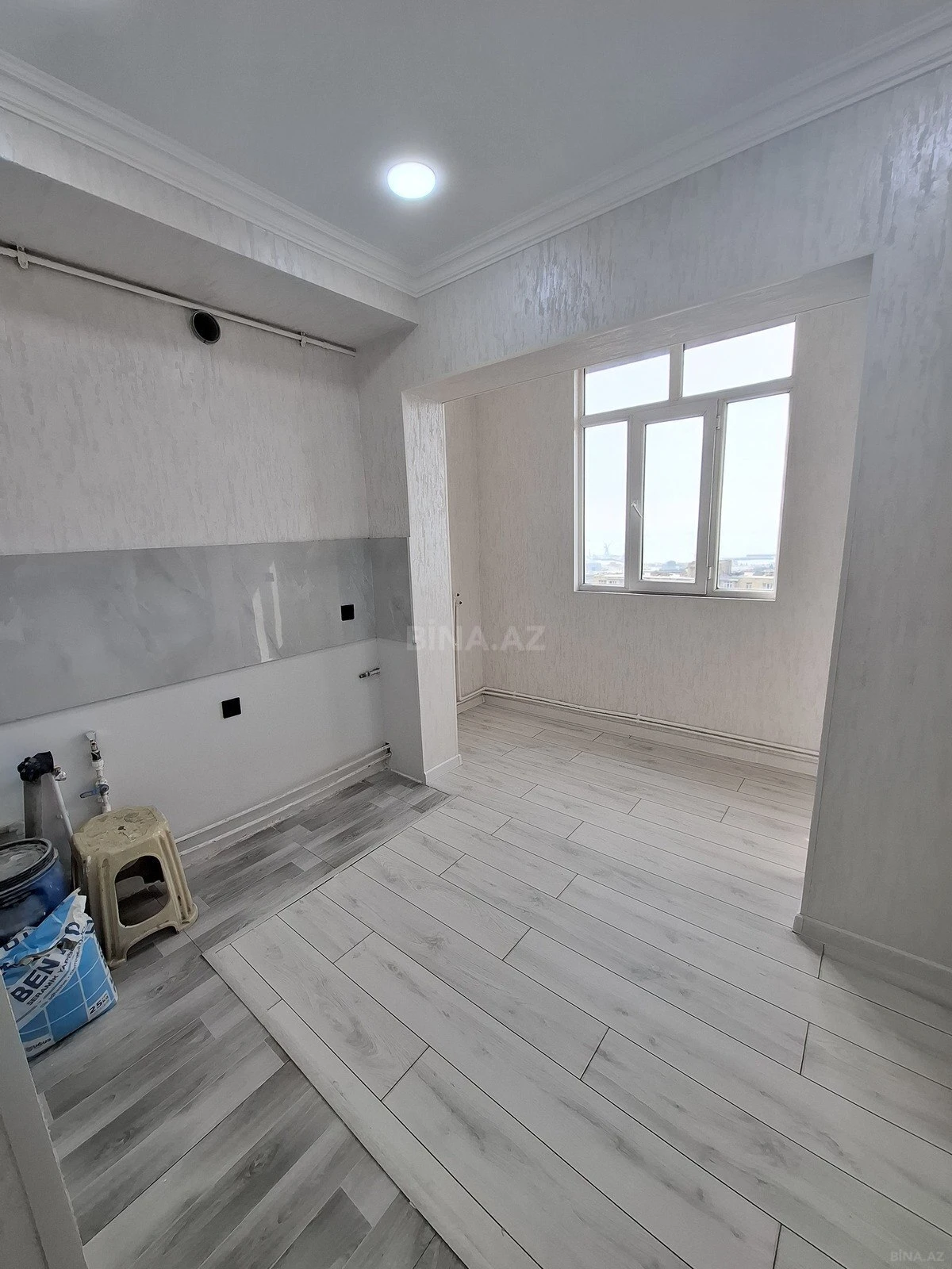 Satılır 2 otaqlı mənzil 65 m²