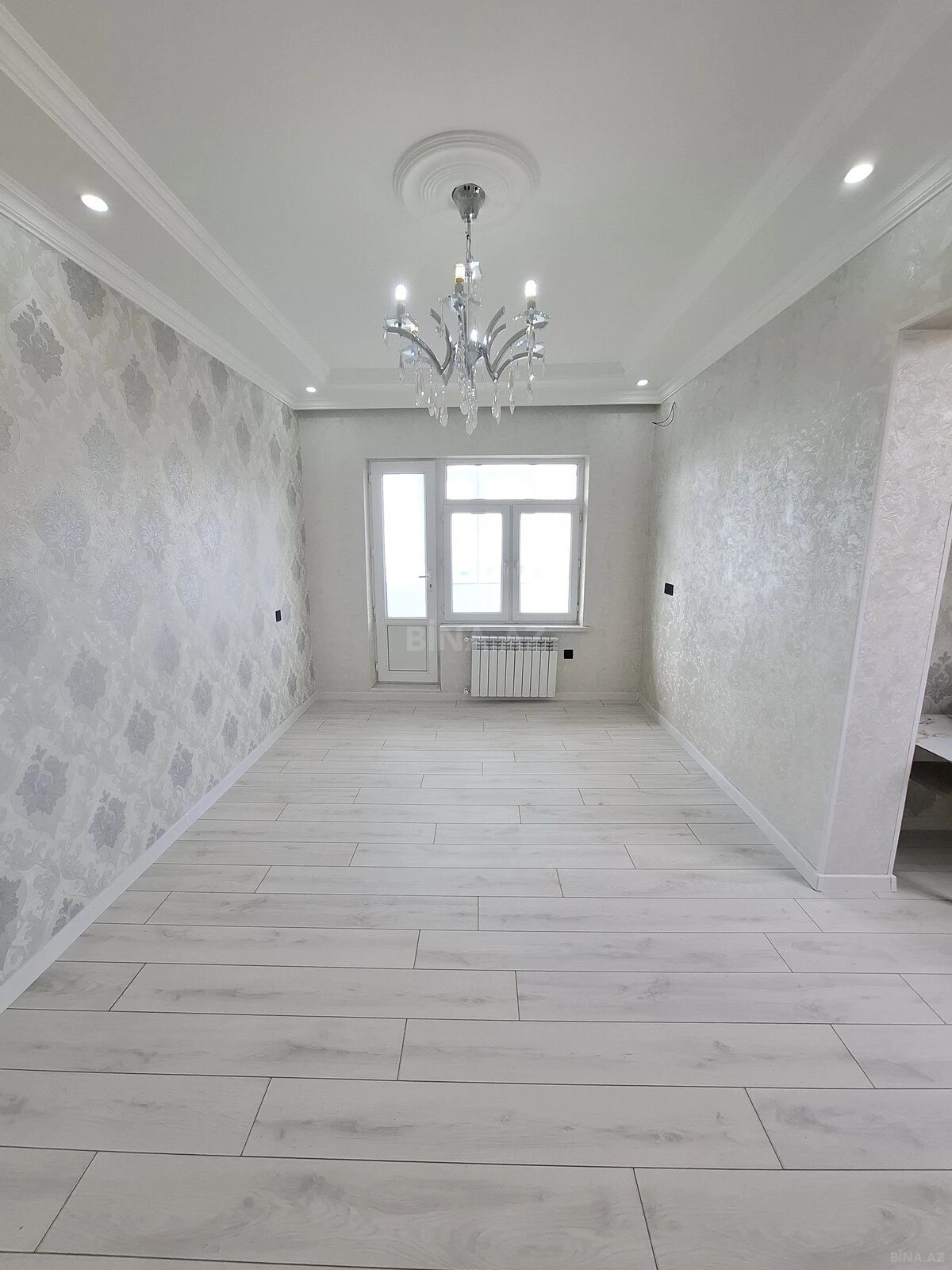 Satılır 2 otaqlı mənzil 65 m²
