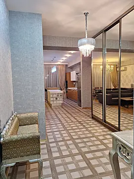 Kirayə verilir 3 otaqlı mənzil 120 m²