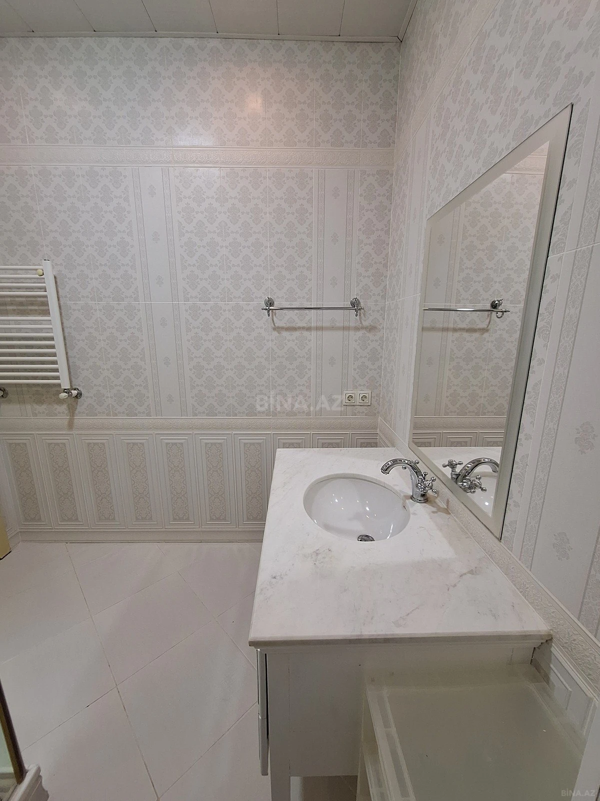 Kirayə verilir 3 otaqlı mənzil 120 m²