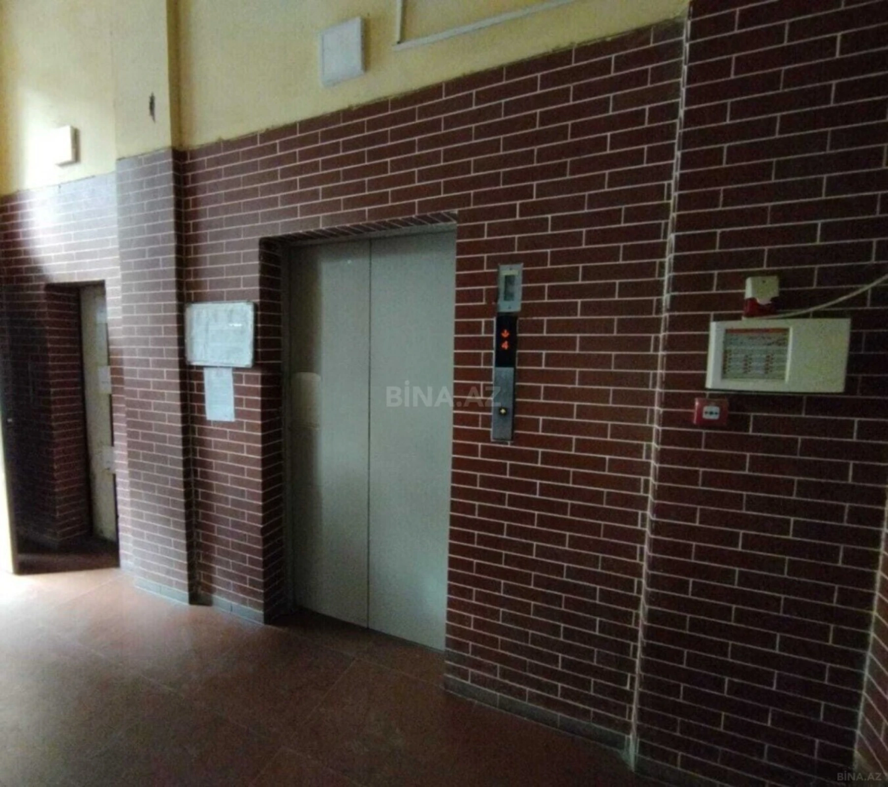 Satılır 2 otaqlı mənzil 90 m²