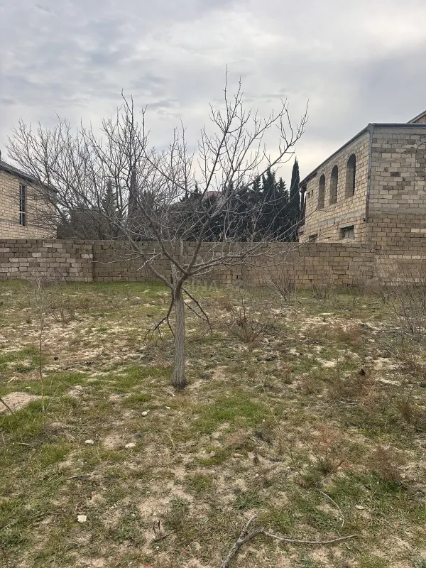 Satılır torpaq sahəsi 2 m²