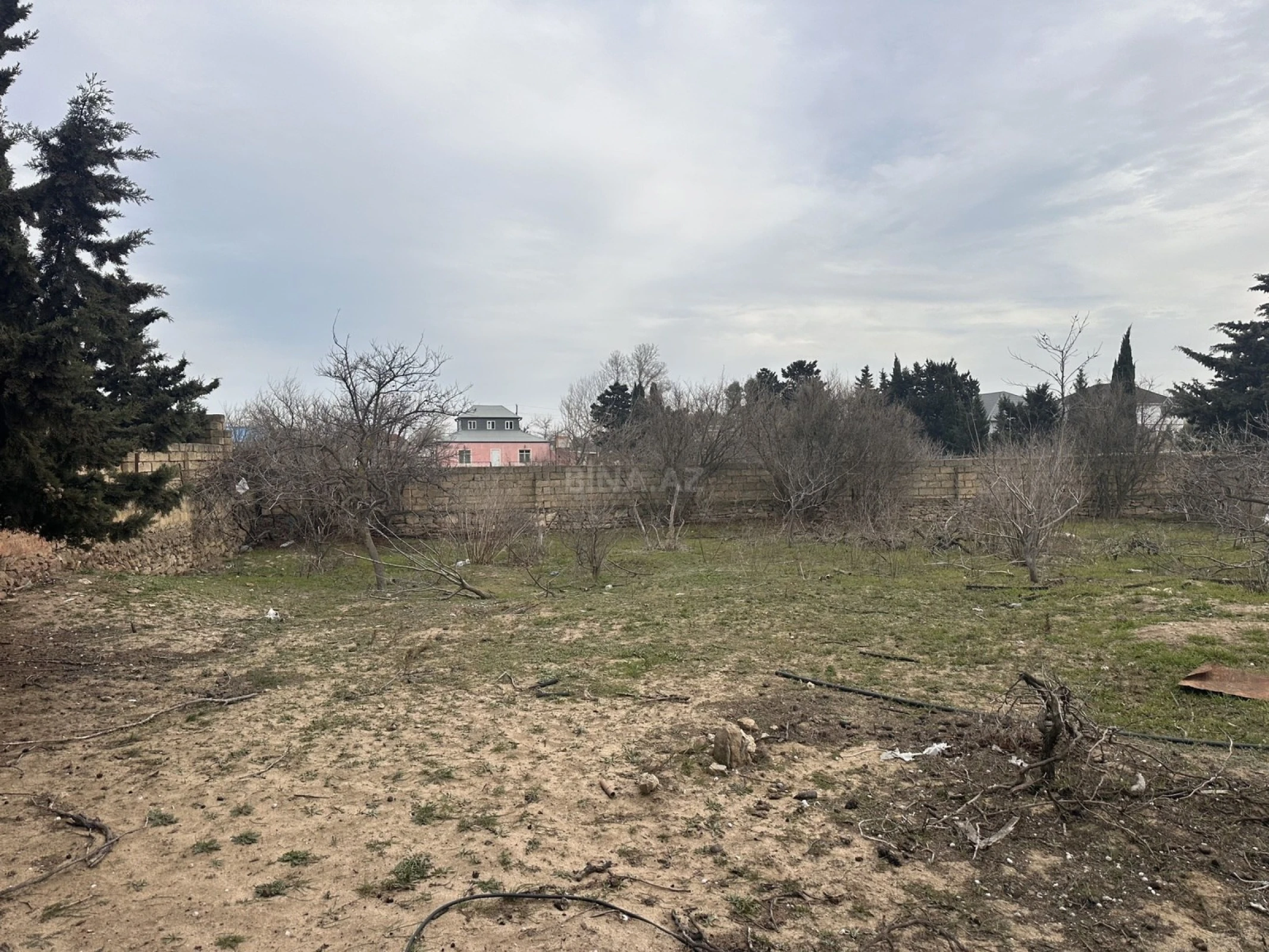 Satılır torpaq sahəsi 4 m²