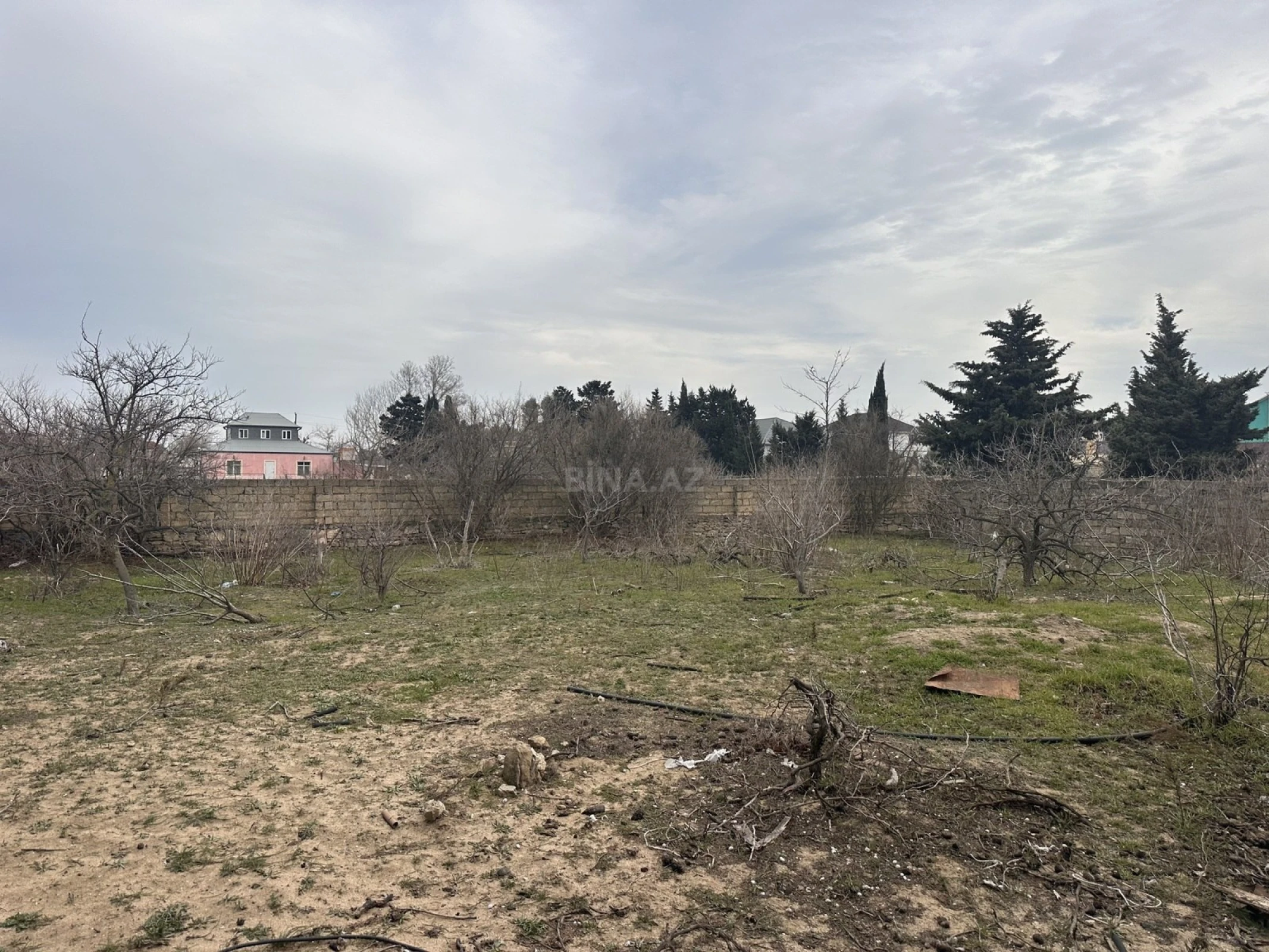 Satılır torpaq sahəsi 4 m²