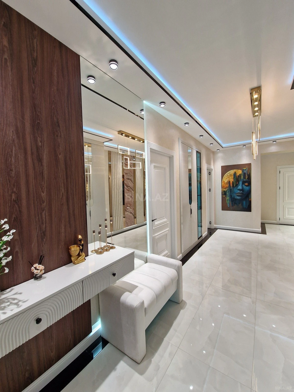 Satılır 3 otaqlı mənzil 140 m²