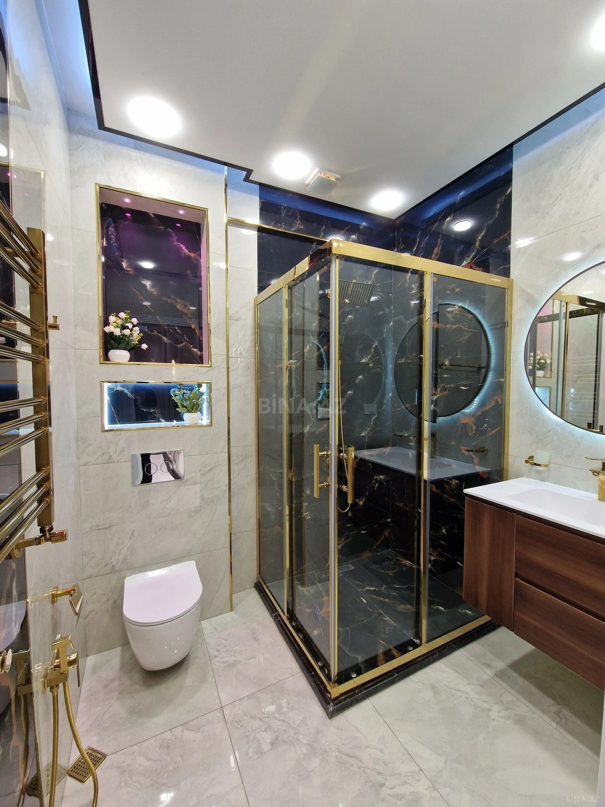 Satılır 3 otaqlı mənzil 140 m²