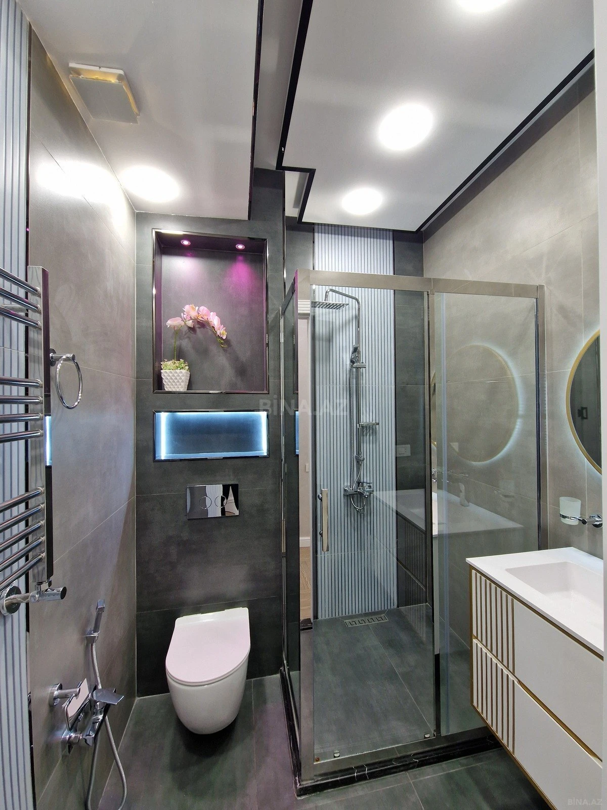 Satılır 3 otaqlı mənzil 140 m²