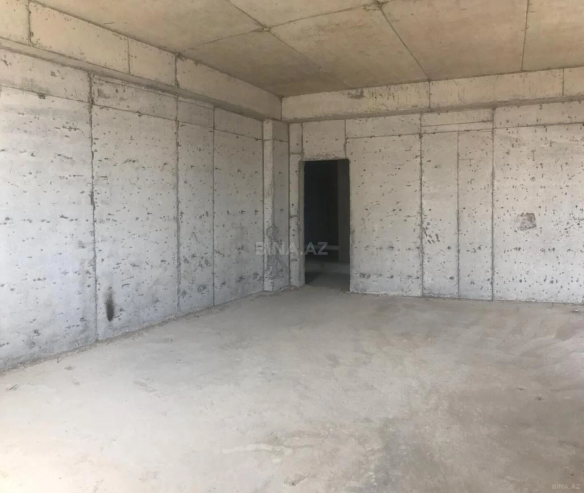 Satılır 2 otaqlı mənzil 70 m²