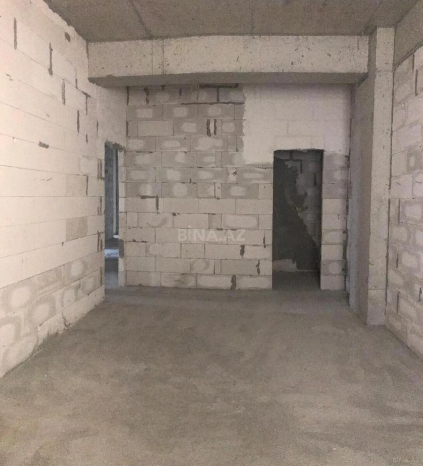 Satılır 2 otaqlı mənzil 70 m²