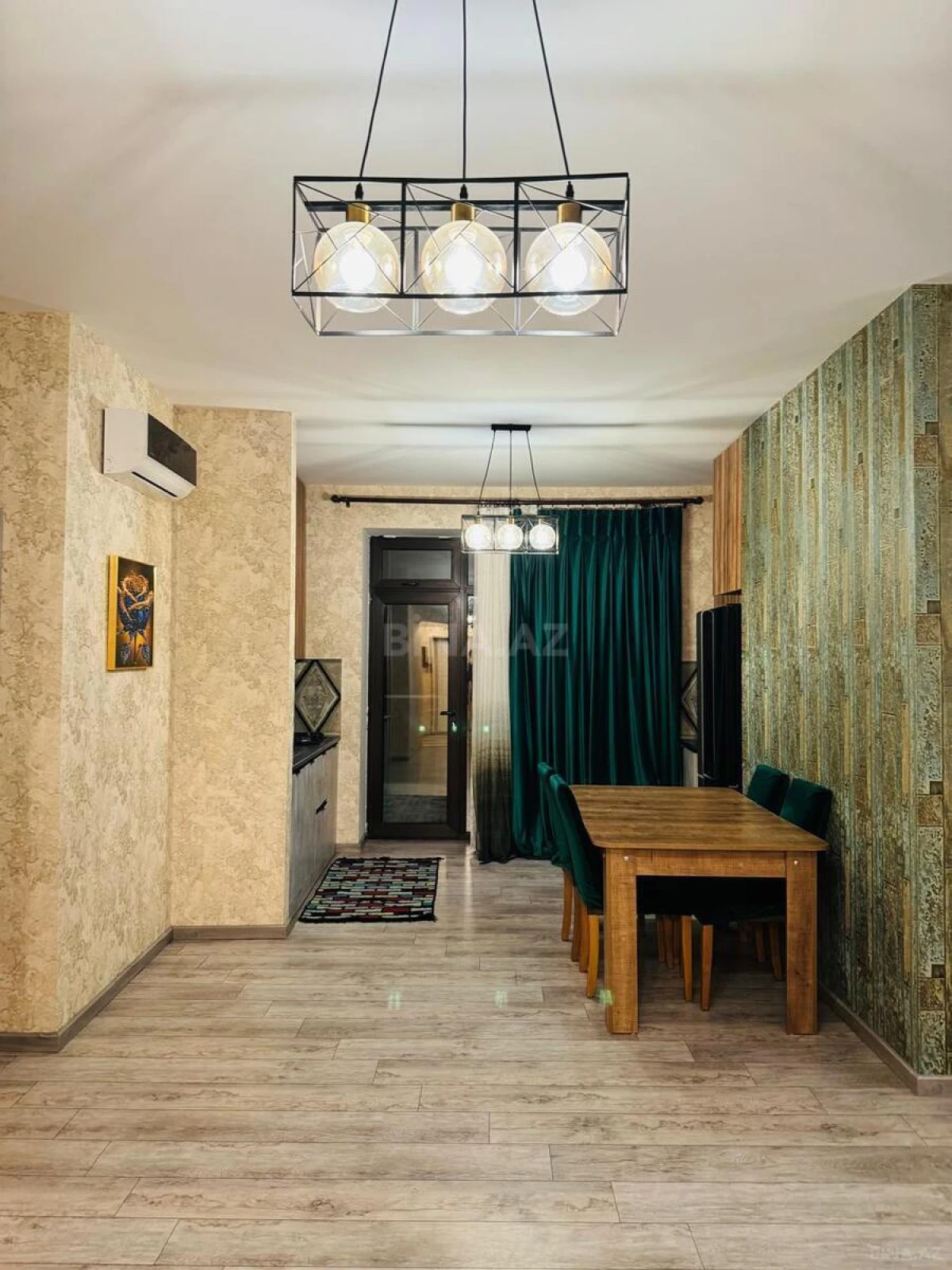 Kirayə verilir 3 otaqlı mənzil 110 m²