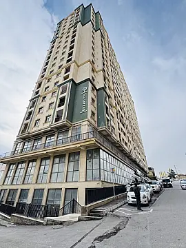 Satılır 3 otaqlı mənzil 130 m² — Bakı 3 otaq 130.00 m²