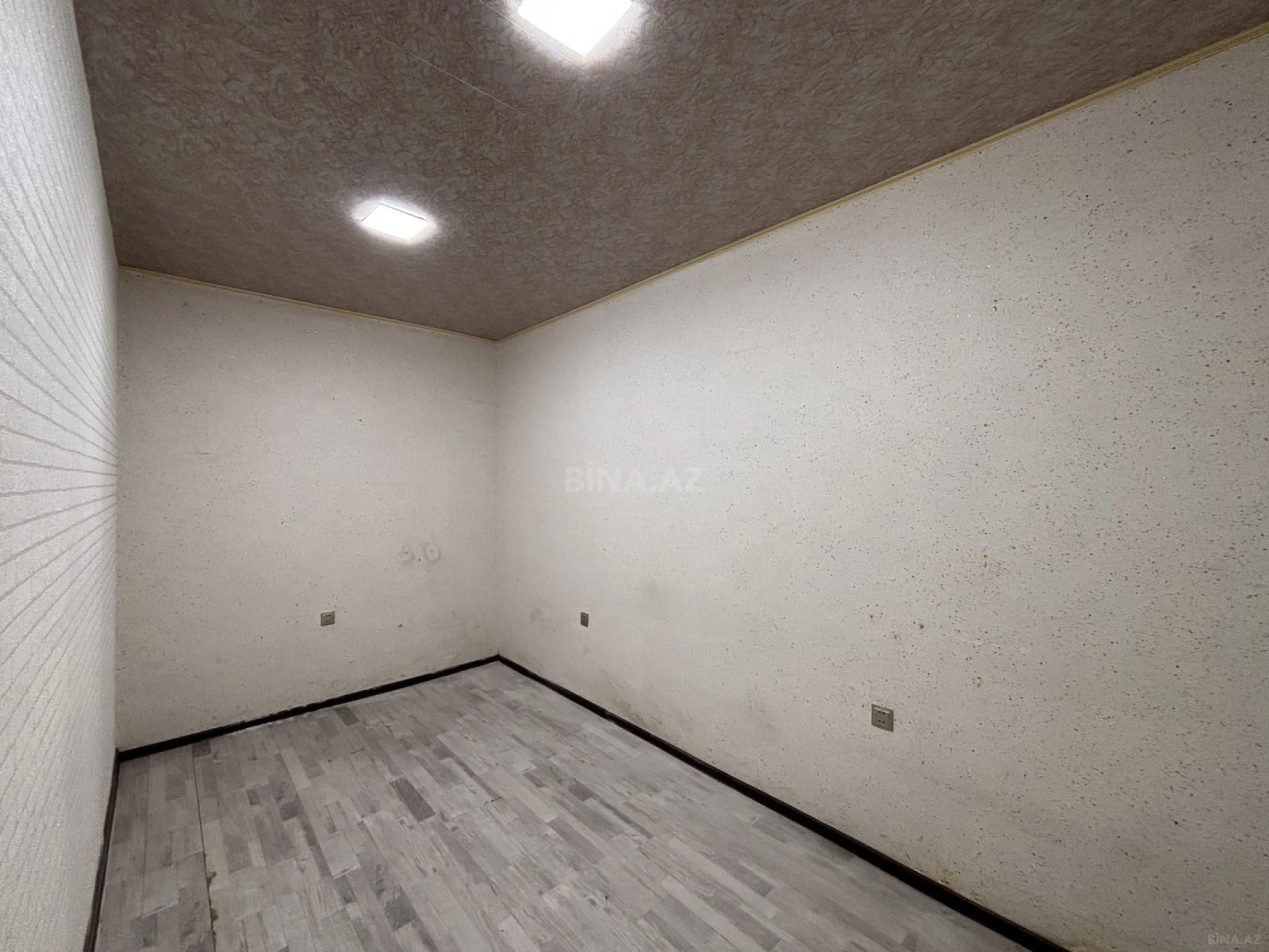 Satılır obyekt 70 m²