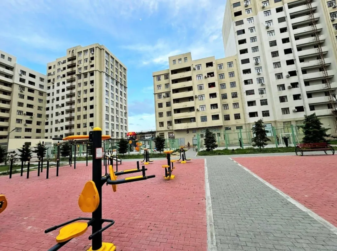 Satılır 2 otaqlı mənzil 52 m²
