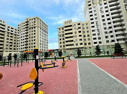 Satılır 2 otaqlı mənzil 52 m² — Bakı, Bakıxanov 2 otaq 52.00 m²