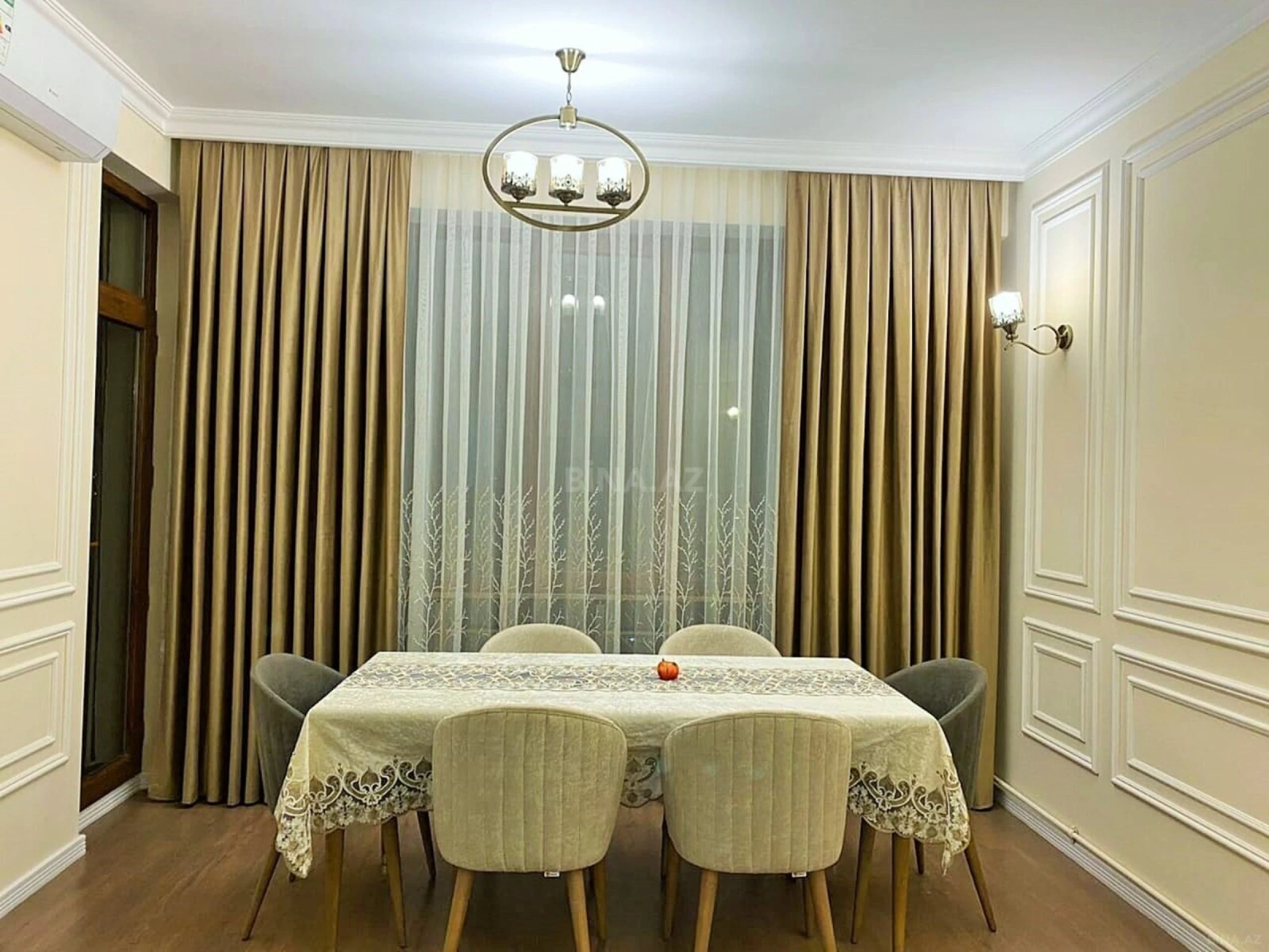 Satılır 2 otaqlı mənzil 52 m²