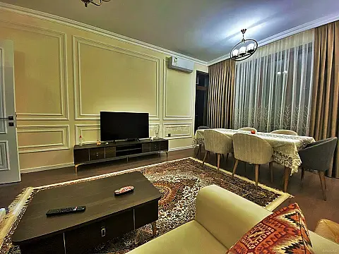 Satılır 2 otaqlı mənzil 52 m²