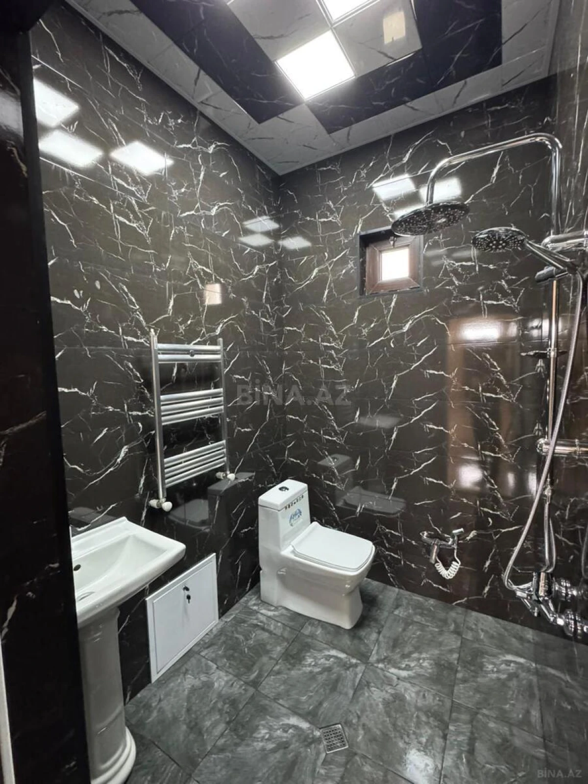 Satılır 4 otaqlı həyət evi 120 m²