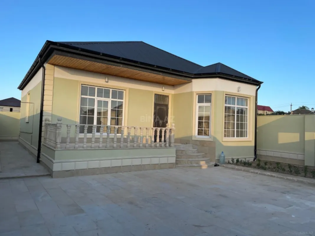 Satılır 4 otaqlı həyət evi 120 m²