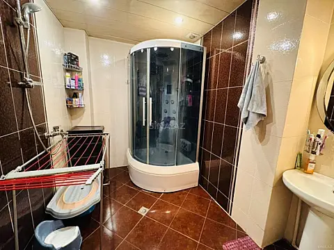 Satılır 2 otaqlı mənzil 90 m²