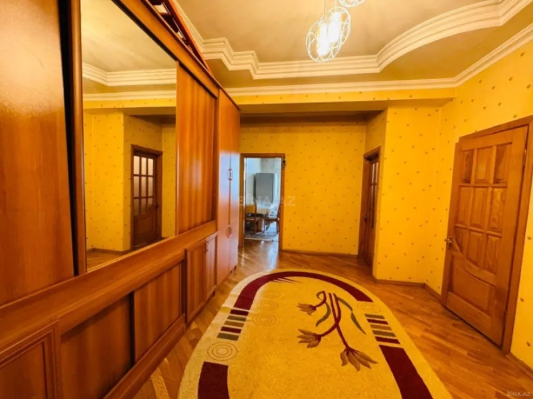 Satılır 2 otaqlı mənzil 90 m²