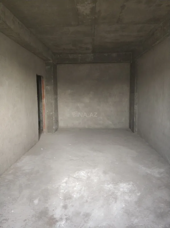 Satılır 3 otaqlı mənzil 145 m²