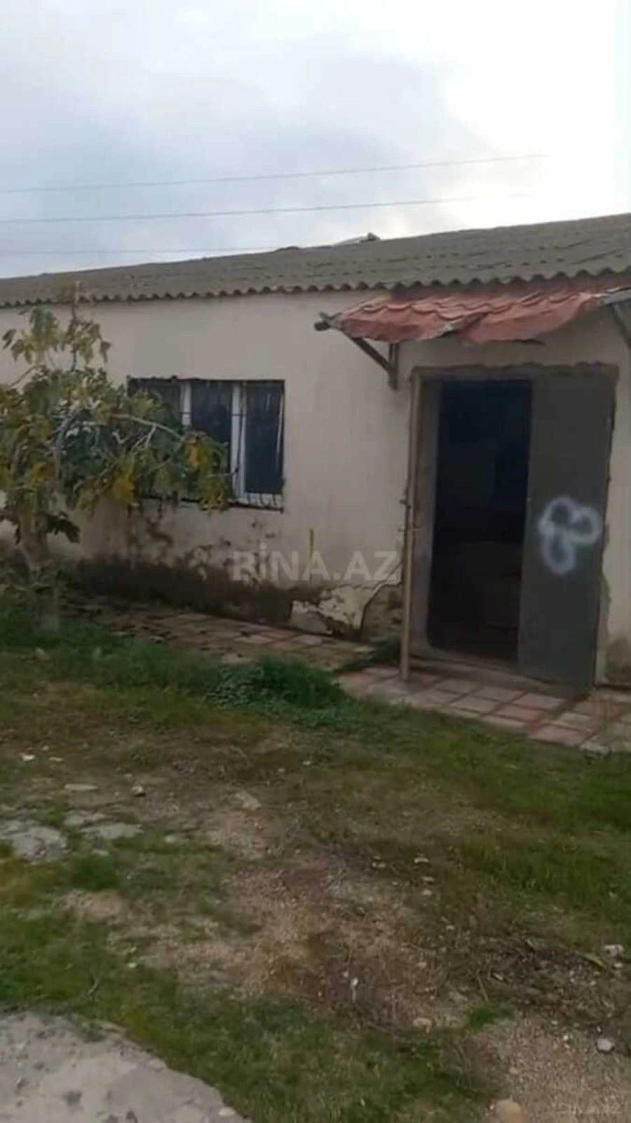 Satılır obyekt 1100 m²