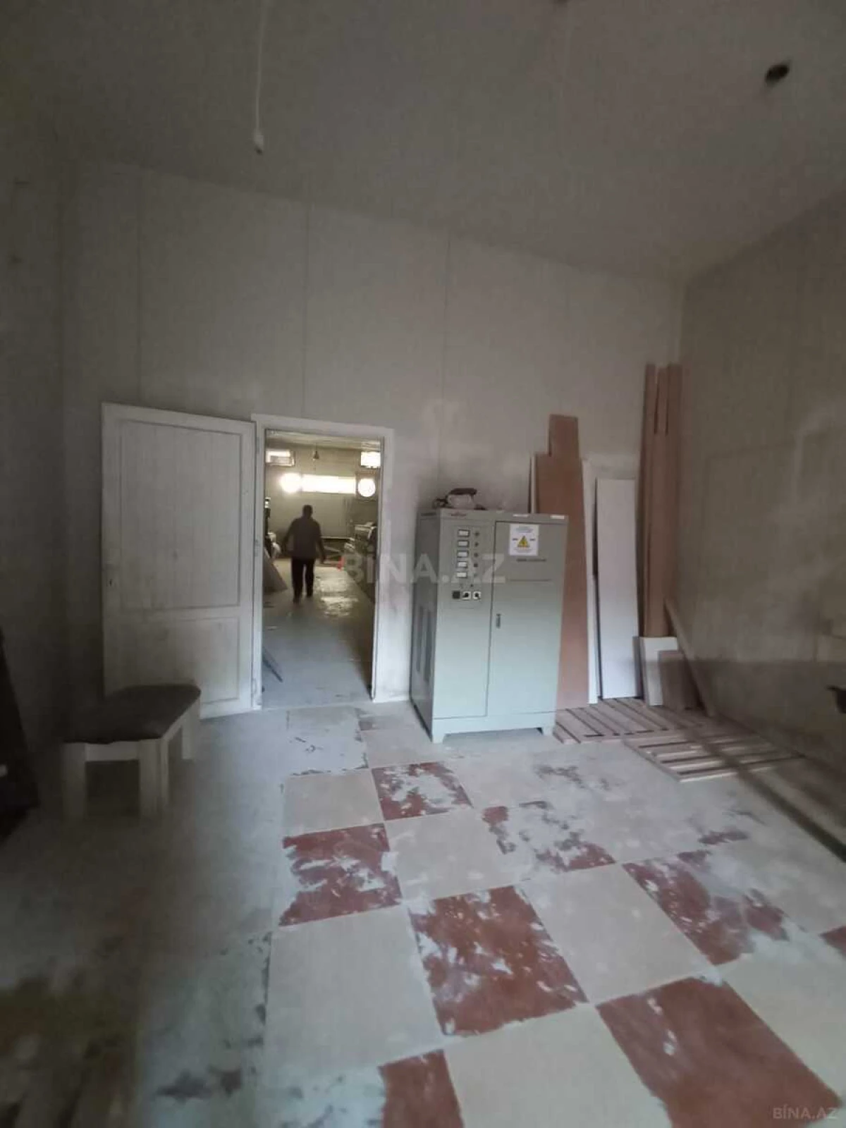 Satılır obyekt 1100 m²