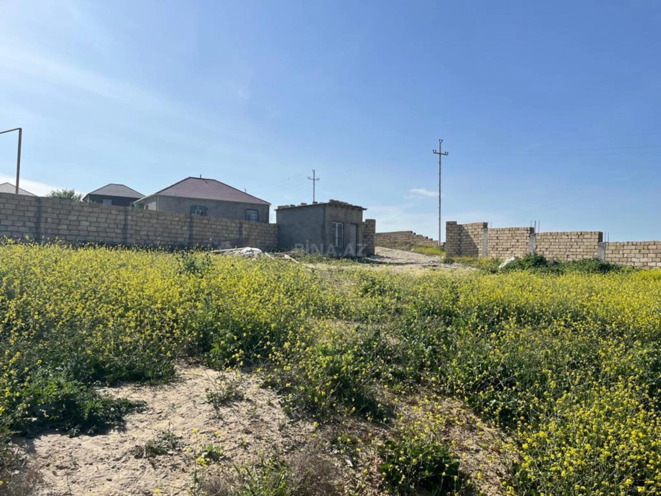 Satılır torpaq sahəsi 15 m²