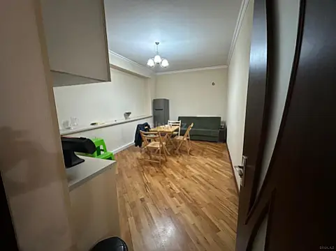 Satılır obyekt 100 m²