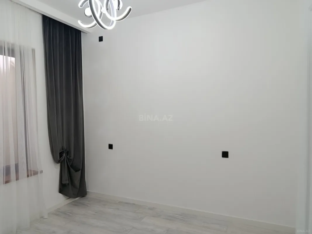 Satılır 4 otaqlı həyət evi 140 m²