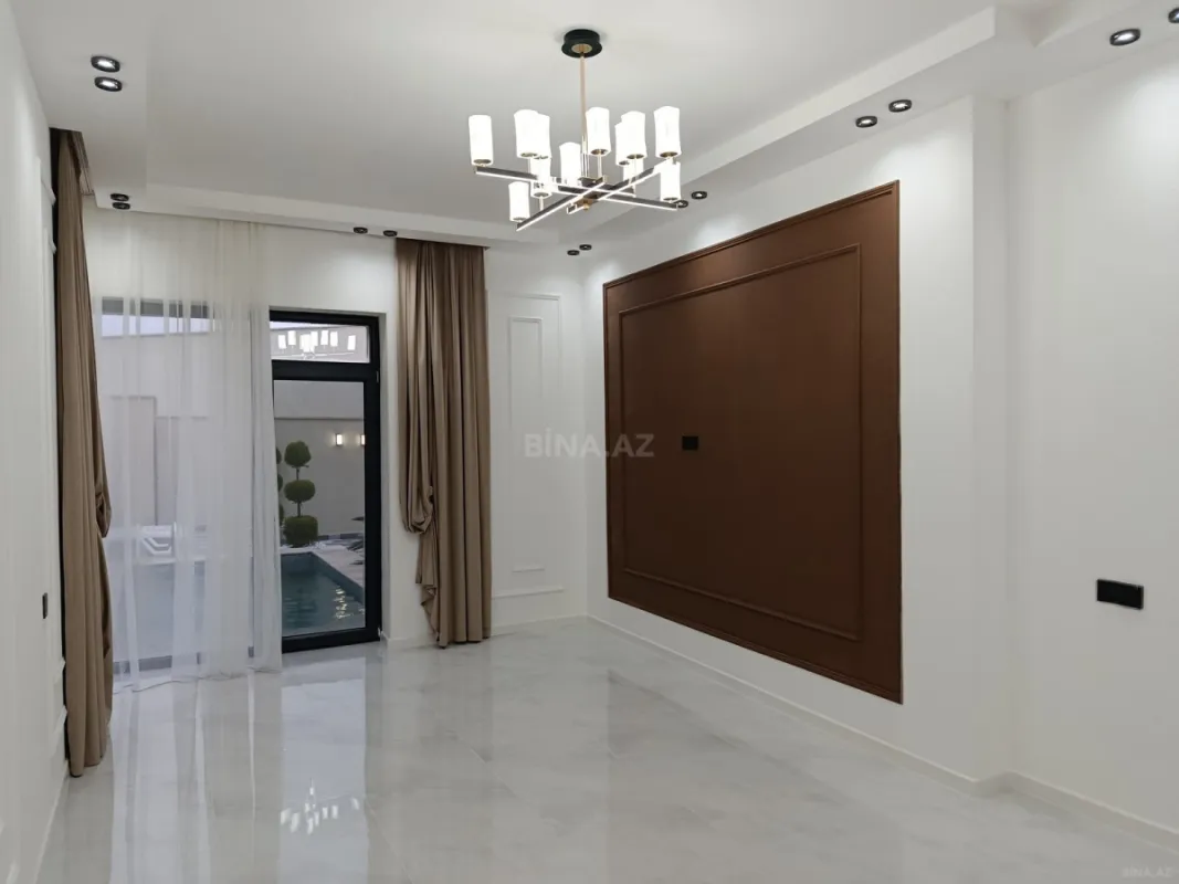 Satılır 4 otaqlı həyət evi 140 m²