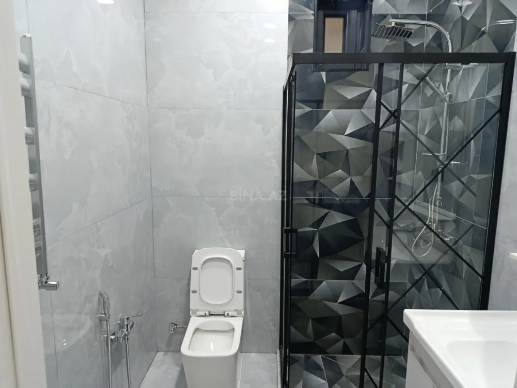 Satılır 4 otaqlı həyət evi 140 m²