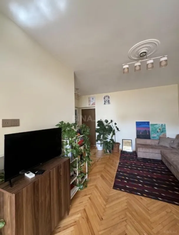 Satılır 2 otaqlı mənzil 45 m²