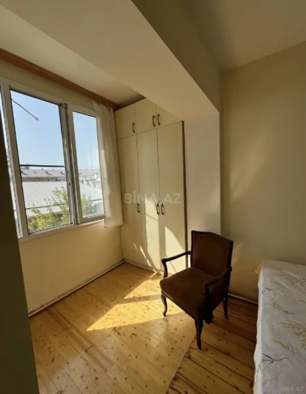 Satılır 2 otaqlı mənzil 45 m²
