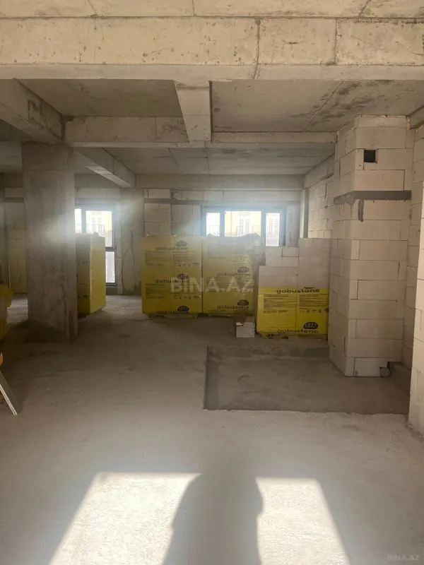 Satılır 3 otaqlı mənzil 140 m²