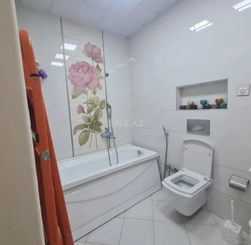 Satılır 2 otaqlı mənzil 55 m²