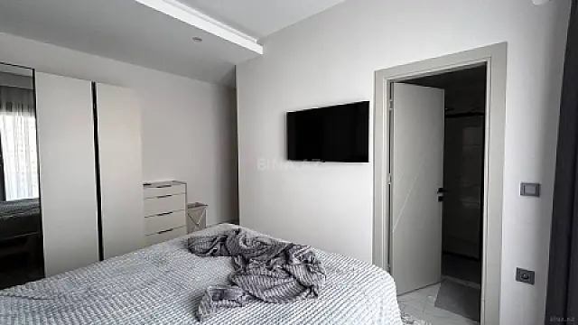Kirayə verilir 2 otaqlı mənzil 80 m²
