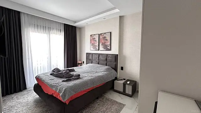 Kirayə verilir 2 otaqlı mənzil 80 m²