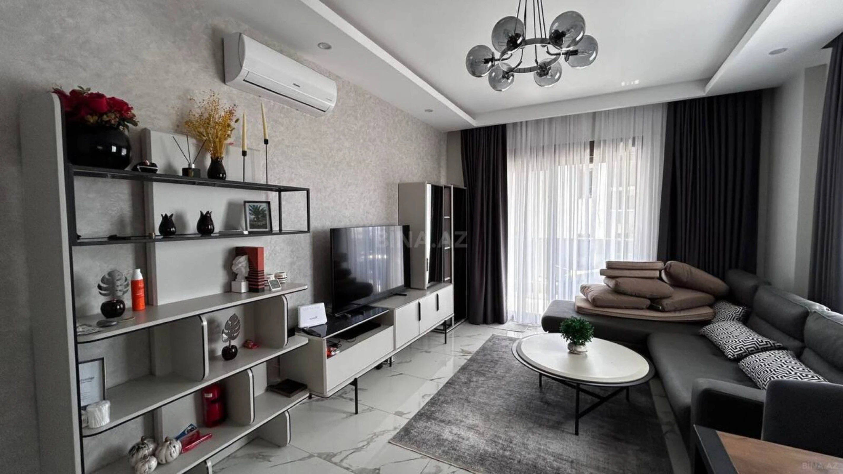 Kirayə verilir 2 otaqlı mənzil 80 m²