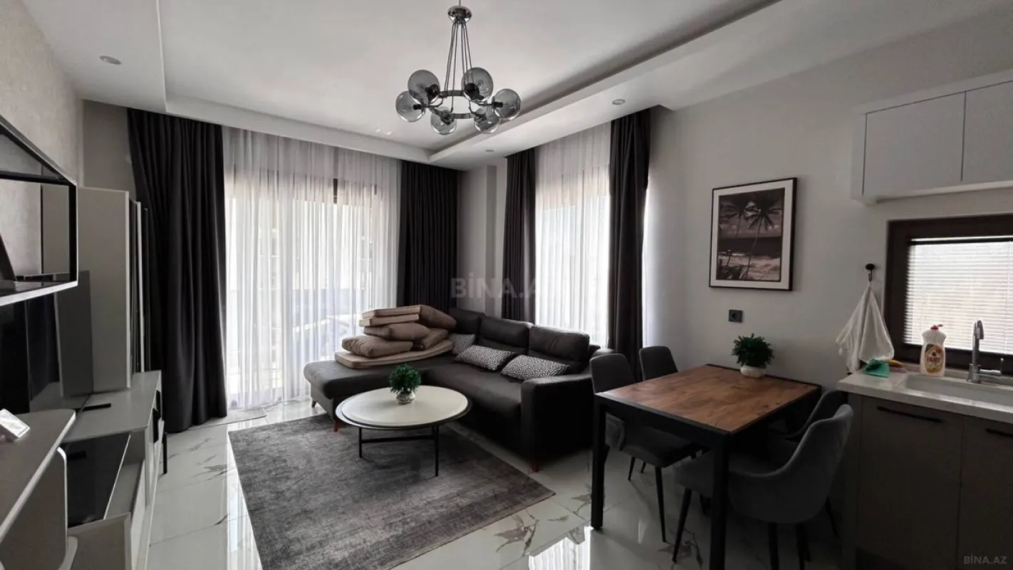 Kirayə verilir 2 otaqlı mənzil 80 m²