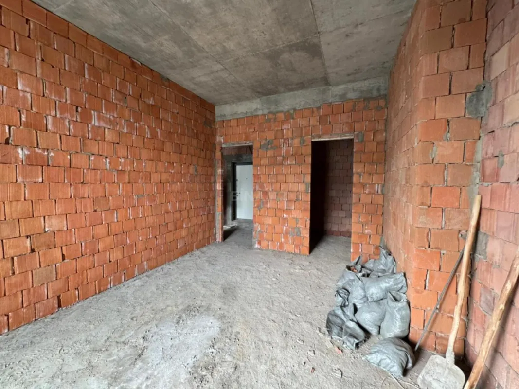 Satılır 2 otaqlı mənzil 91 m²