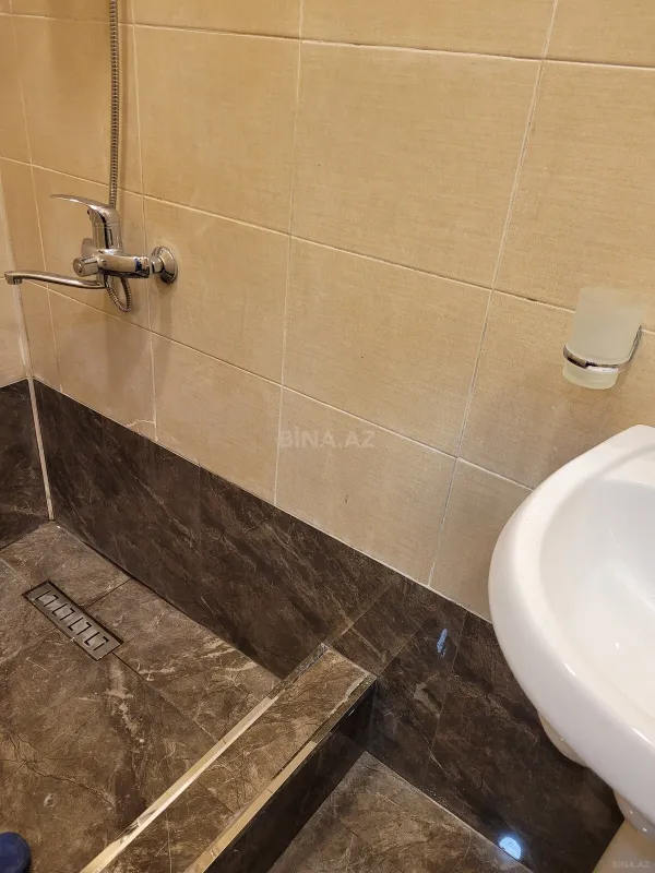 Kirayə verilir 2 otaqlı mənzil 42 m²