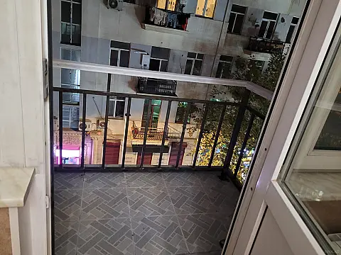 Kirayə verilir 2 otaqlı mənzil 42 m²