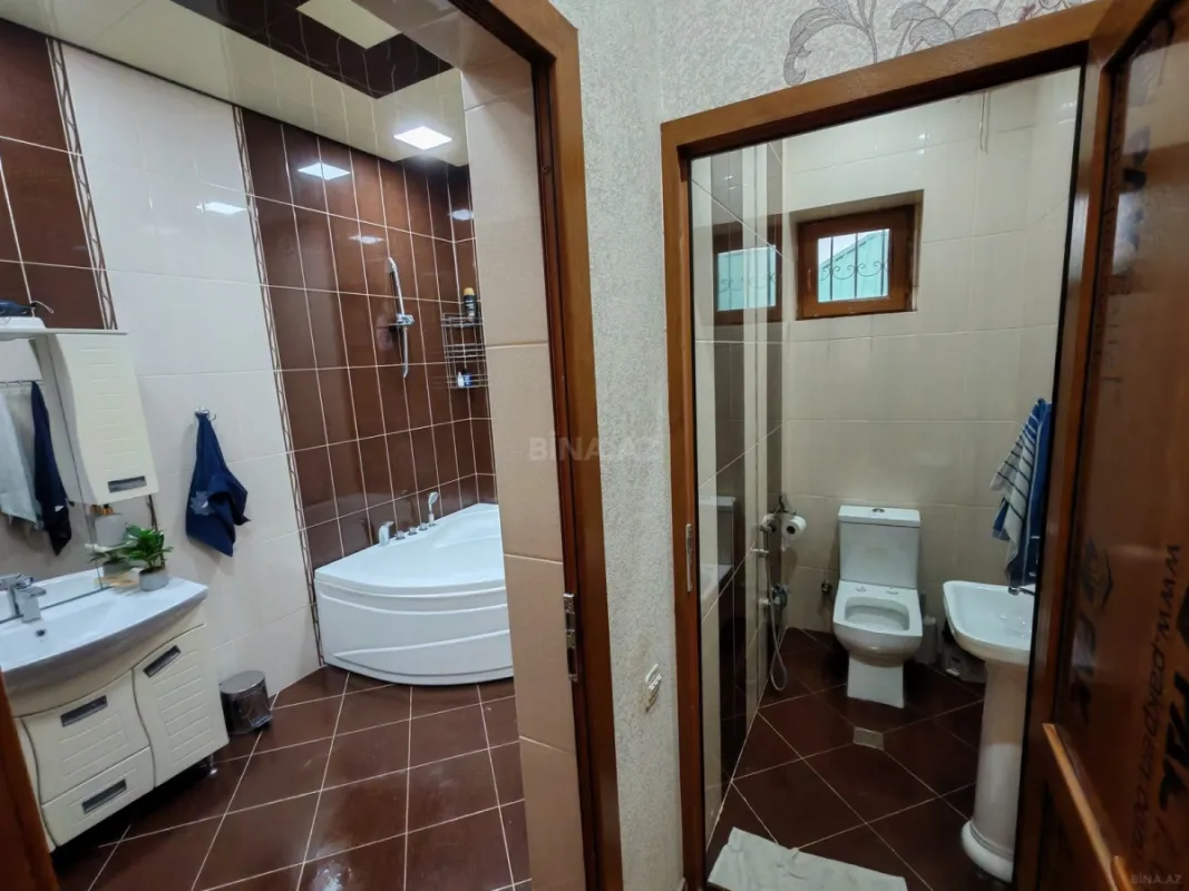Satılır 7 otaqlı həyət evi 250 m²