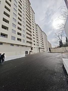 Satılır 3 otaqlı mənzil 138 m²