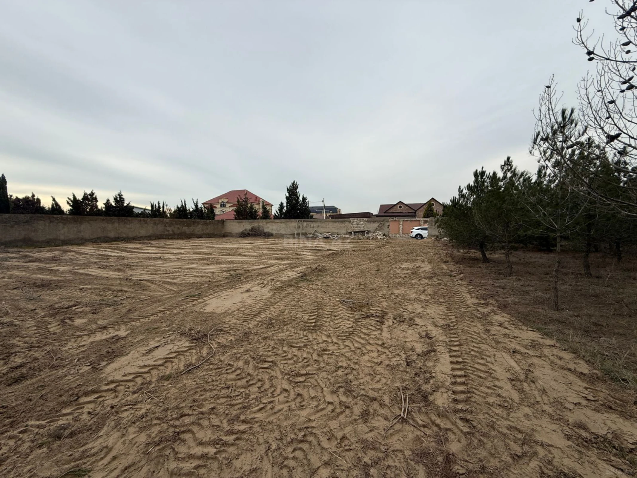 Satılır torpaq sahəsi 12 m²