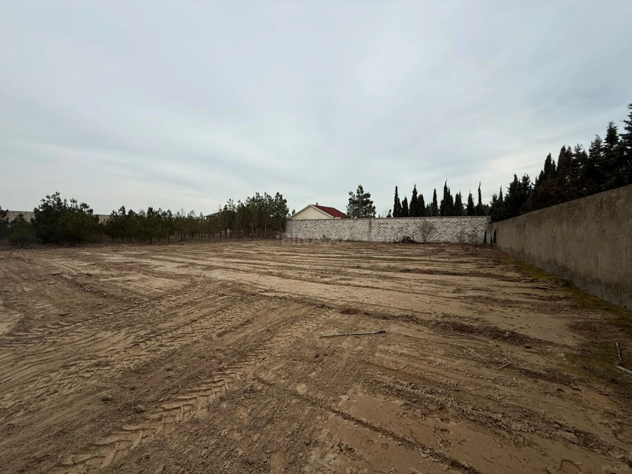 Satılır torpaq sahəsi 12 m²